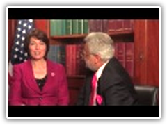  Chairman Shalli Kumar with Chairperson Cathy McMorris Rodgers
